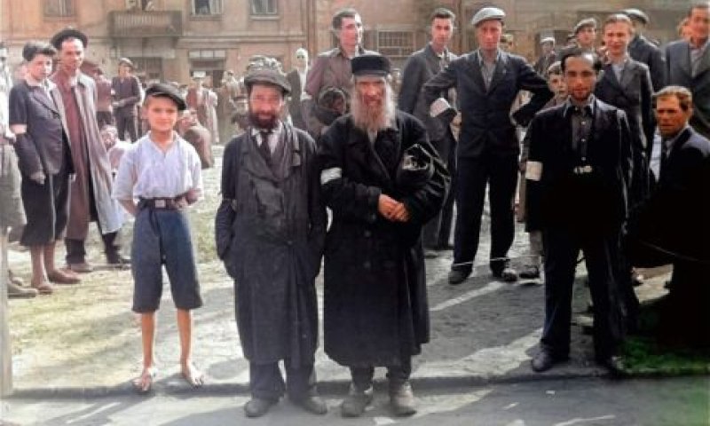 גטו ורשה [צילום: גיאורג וילי]