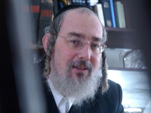 אייכלר. הצביע בעד [צילום: פלאש 90]