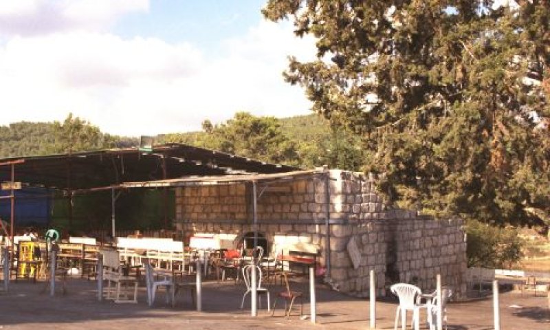 קבר דן בן יעקב בהר טוב [צילום: משה מילנר/לע"מ]