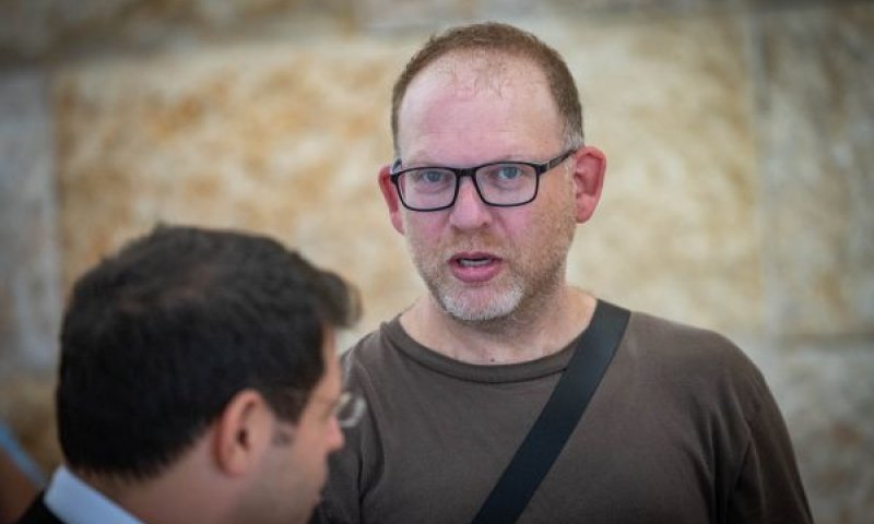 אביעד גליקמן. ייחקר באזהרה [צילום: חיים גולדברג/פלאש 90]