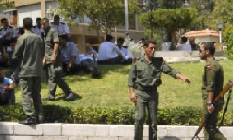 מבצע מעצר אלים באוניברסיטה [צילום: AP]