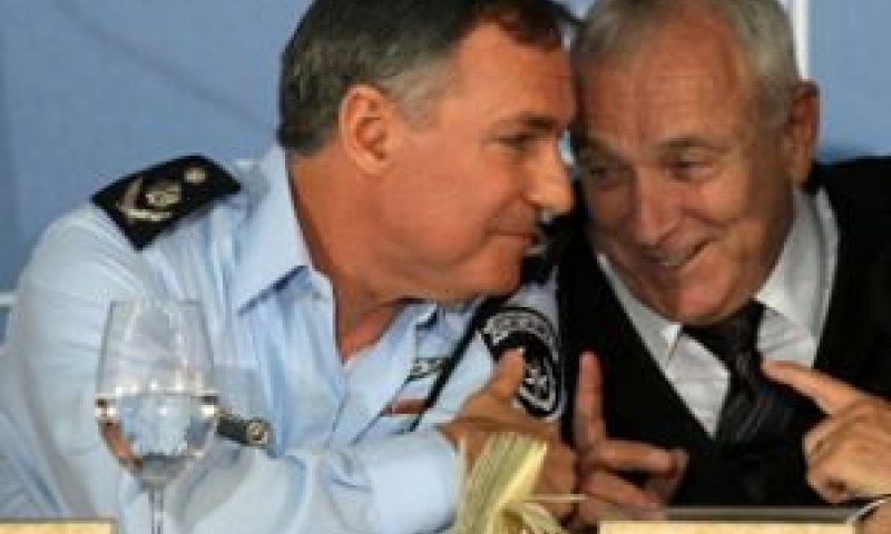 יצחק אהרונוביץ' ויוחנן דנינו [צילום ארכיון: פלאש 90]