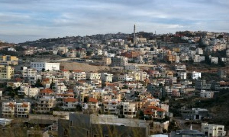 מבנה גדול ושומם [צילום: פלאש 90]