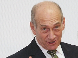 אולמרט. חשוד בעבירות חמורות