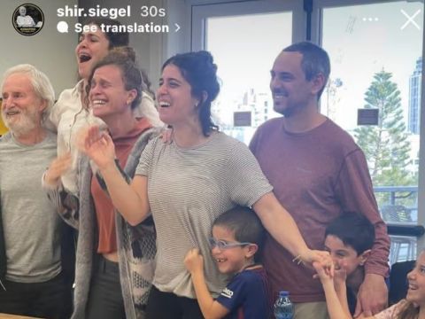 "אבא שלנו בבית!!" - סטורי שהעלתה ביתו של קית' סיגל [צילום: לפי סעיף 27א' לחוק זכויות יוצרים]