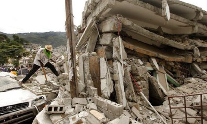 רעידת האדמה בהאיטי [צילום: ג'רלד הרברט, AP]