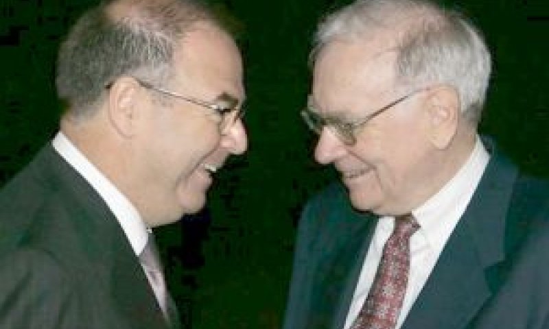 איתן ורטהימר ו-וורן באפט [צילום: AP]