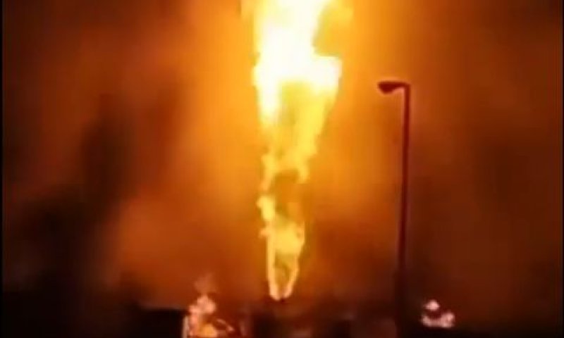 הפיצוץ בקו ההולכה [צילום: שימוש לפי סעיף 27א לחוק זכויות יוצרים]