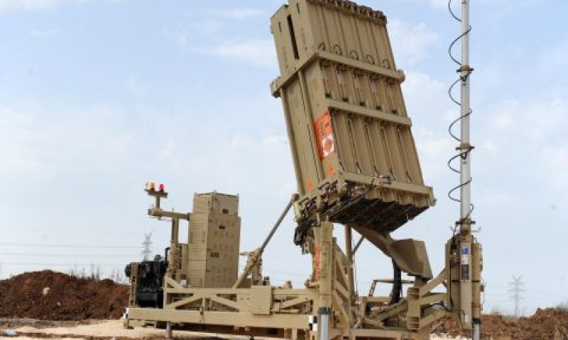 נערכים לתרחיש ירי הטילים [צילום: אלון בסון, דוברות משרד הביטחון]