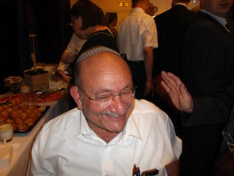 שנלר. לגלגו על נכותו
