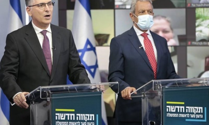 הלוי וגדעון סער, הערב [צילום: תקווה חדשה]