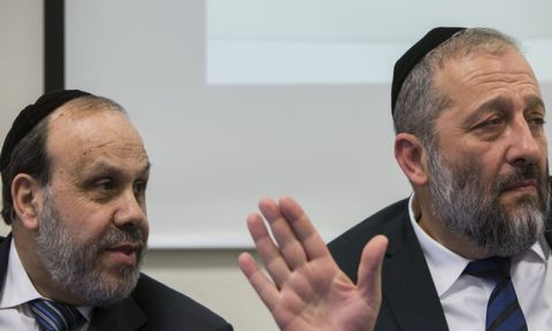 דרעי. אזולאי נשאר לעת עתה [צילום: יונתן זינדל/פלאש 90]