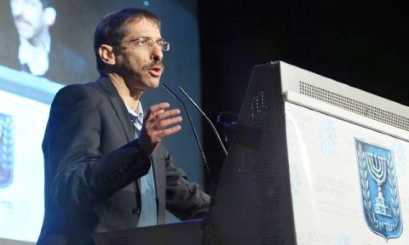אורבך. המשיך למרות ההפרעה [צילום: ששון תירם]