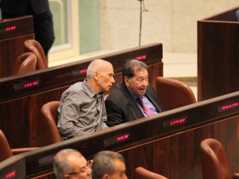 בנימין בן-אליעזר ועמר בר-לב [צילום: דוברות הכנסת]