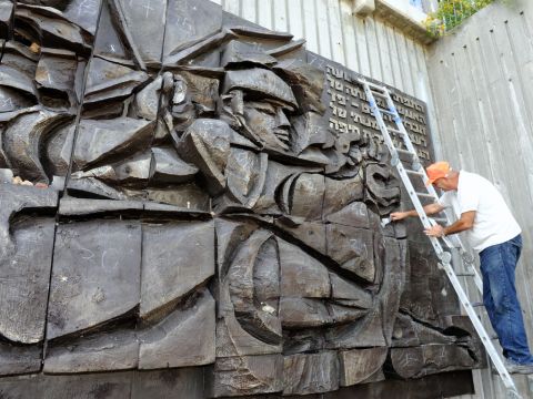 קניספל נענה לאתגר [צילום: צבי רוגר, דוברות עיריית חיפה]