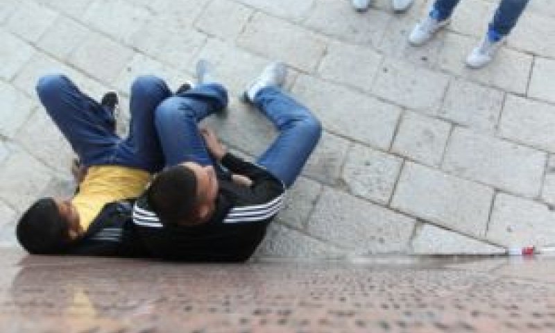 יותר עבודה, פחות ברזלים [צילום: פלאש 90]