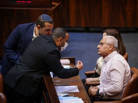 קארה, כלפון וגנאים [נועם מושקוביץ/דוברות הכנסת]