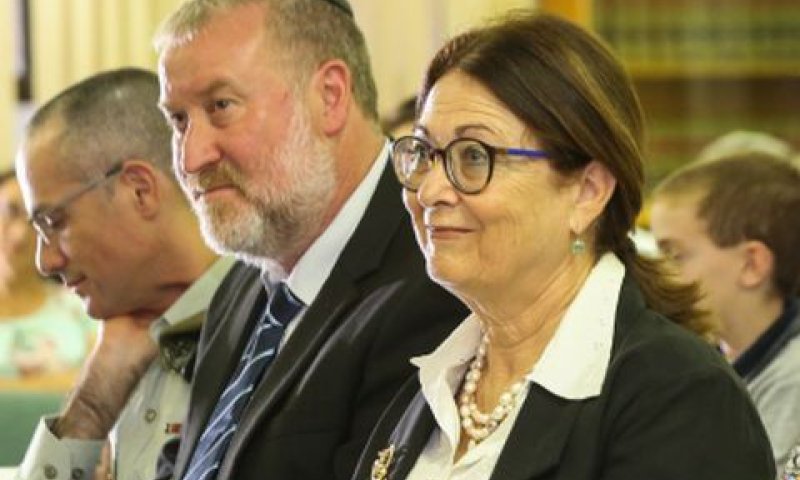 חיות ומנדלבליט. "מחייבת ואין בלתה" [צילום: יוסי זמיר, פלאש 90]