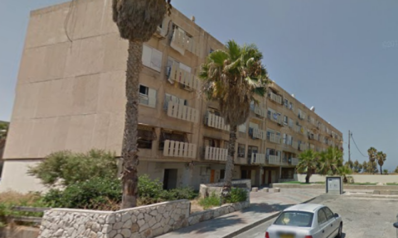 מגדלים בני 25 קומות במקום בנייני 'רכבת' ישנים [צילום: גוגל סטריט וויו]