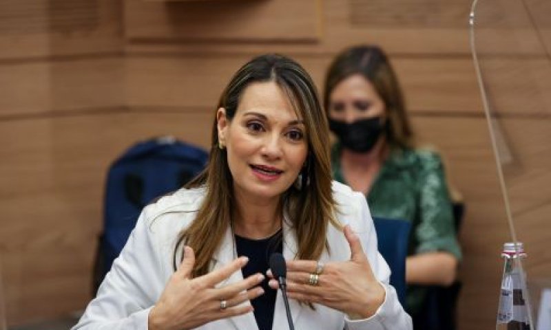 שרת החינוך בדיון בוועדה [צילום: נועם מושקוביץ, דוברות הכנסת]