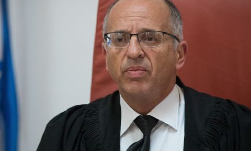 סולברג. לחרוק שיניים [צילום: יונתן זינדל, פלאש 90]