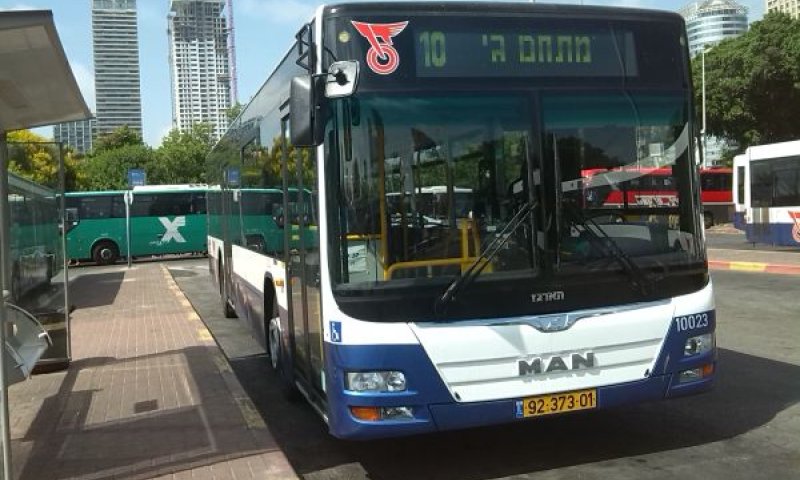 75% מהשירות באוטובוסים [צילום: אברהם שטרן]