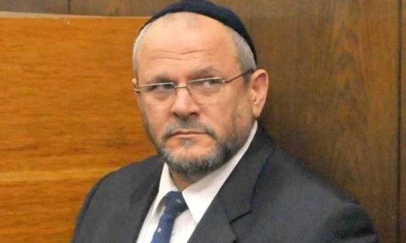 אפל. קופת הכינוס ריקה [צילום: פלאש90]