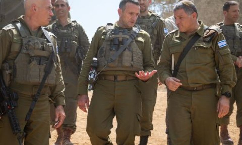 אבי בלוט, הרצי הלוי, אורי גורדין [צילום: דובר צה''ל]