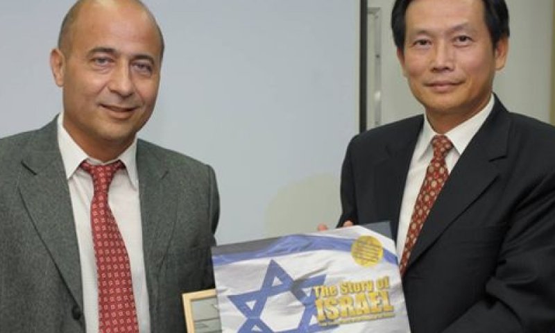 אופציה להארכה [צילום: טל קירשנבאום]