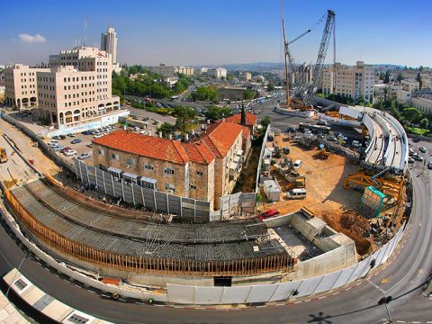 שכונת עץ חיים. מחצית מהשווי [קובי הרתי]