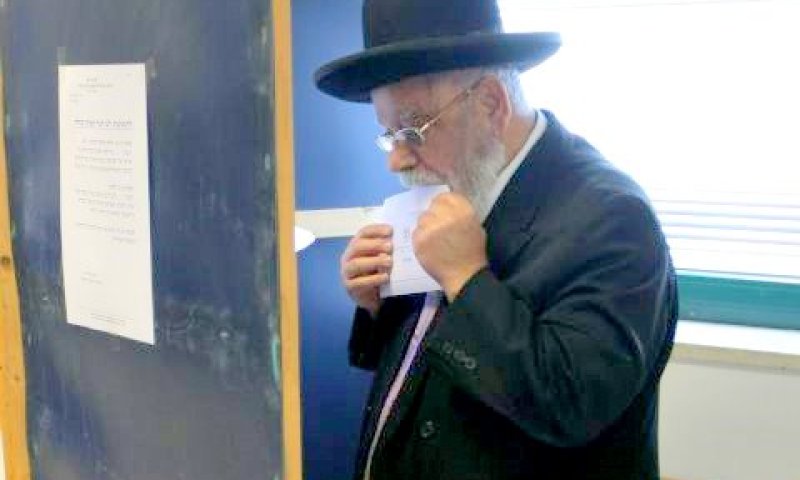 מי משלם כמה? [צילום: פלאש 90]