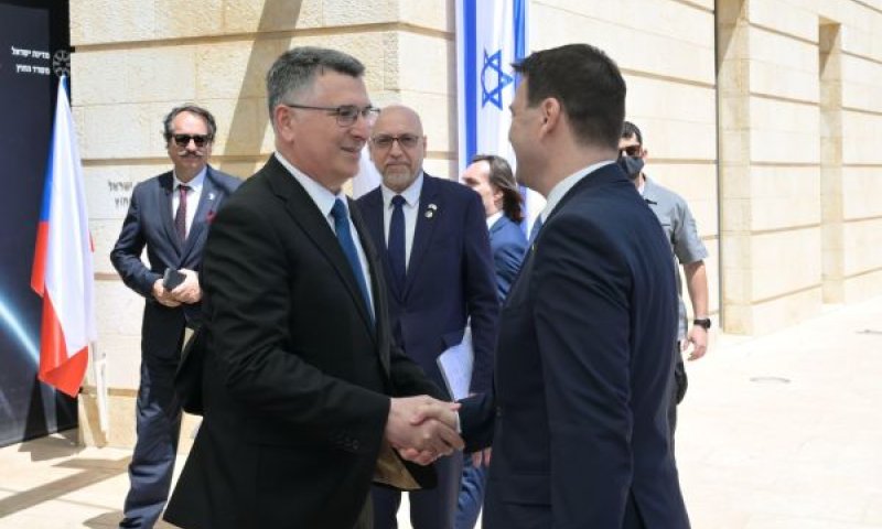 מצינקה. רוצה לפתוח השגרירות בעצמי [צילום: שלומי אמסלם/לע"מ]