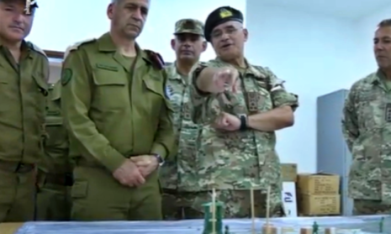 הרמטכ"ל, רב אלוף כוכבי, בקפריסין השבוע [צילום: דובר צה"ל]