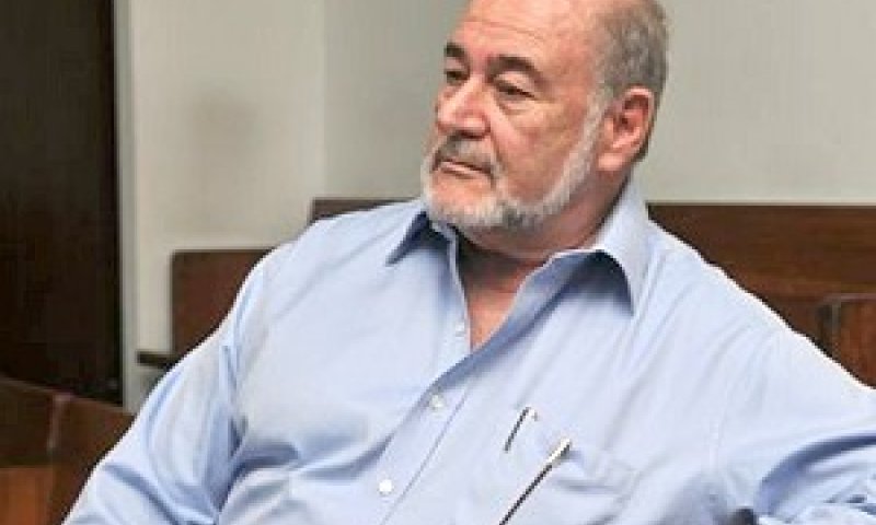 הירשזון. מתגורר בכלא [יוסי זליגר]