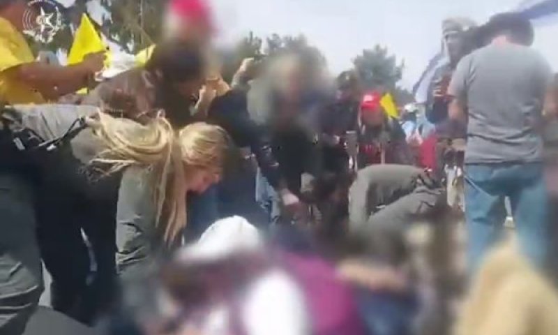 תיעוד המעשה [צילום: שימוש לפי סעיף 27א לחוק זכויות יוצרים]