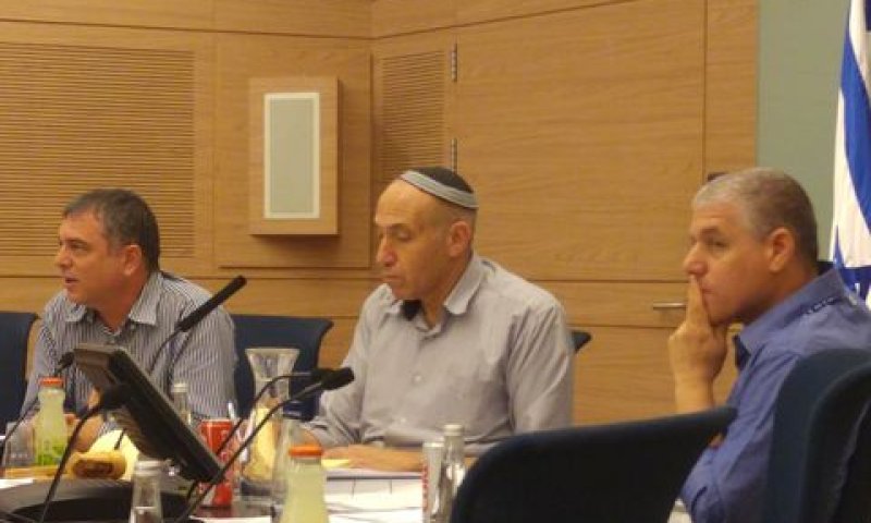 ח"כ יוגב והמנכ"ל בן-חמו [צילום: אהרון בן-חמו]