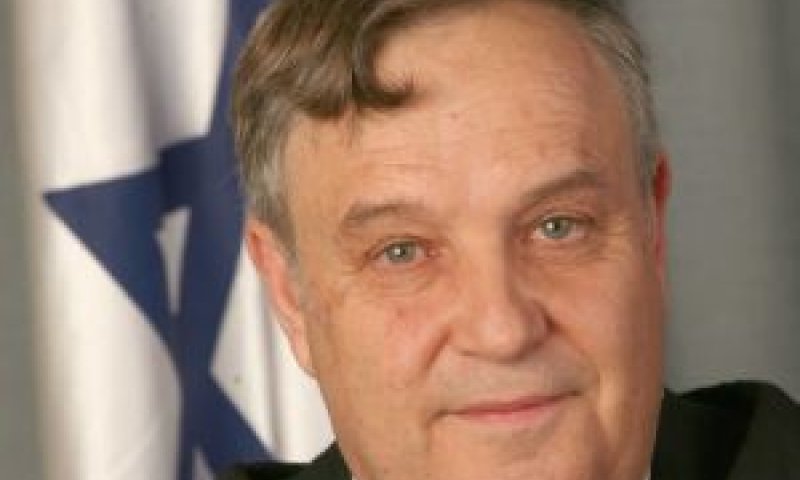 סטולר. לא יכולים לבקר