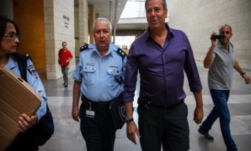 גפסו. יצא בזול [צילום: אבישג שאר-ישוב, פלאש 90]