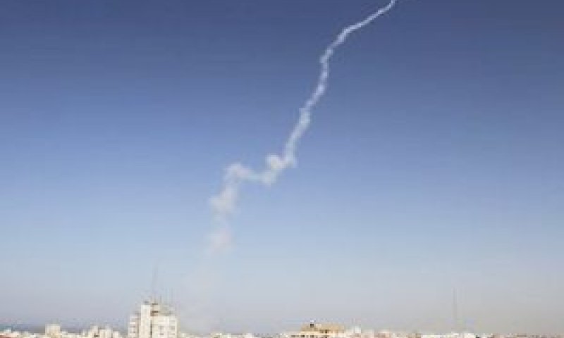 ירי רקטה לעבר ישראל [צילום: AP]