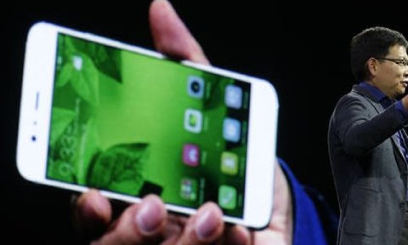 Huawei. ההסכם יבוטל השבוע [צילום: מנו פרננדז, AP]