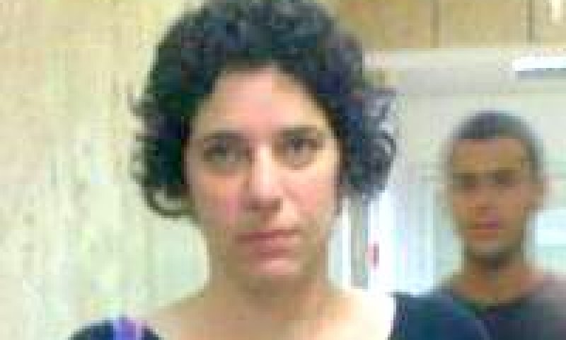 סירבה לתת טביעת אצבע, מחתה - ופוטרה. מעין דר [צילום: יח"צ]