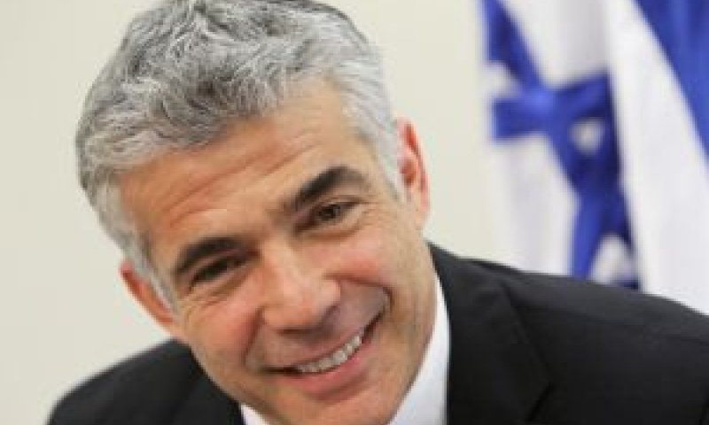 לפיד. נקווה שהבעיה תיפתר לפני שיכנס לתפקיד [צילום: פלאש 90]