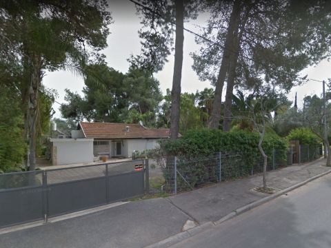 הגדרות 57 סביון, ענת מניפז [צילום: סטריט וויו]