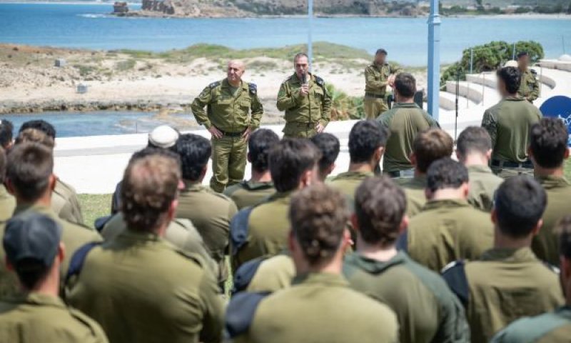 הרמטכ"ל ללוחמי השייטת: "נשמיד את כל תשתיות חמאס - מעל ומתחת לקרקע" [צילום: דובר צה''ל]