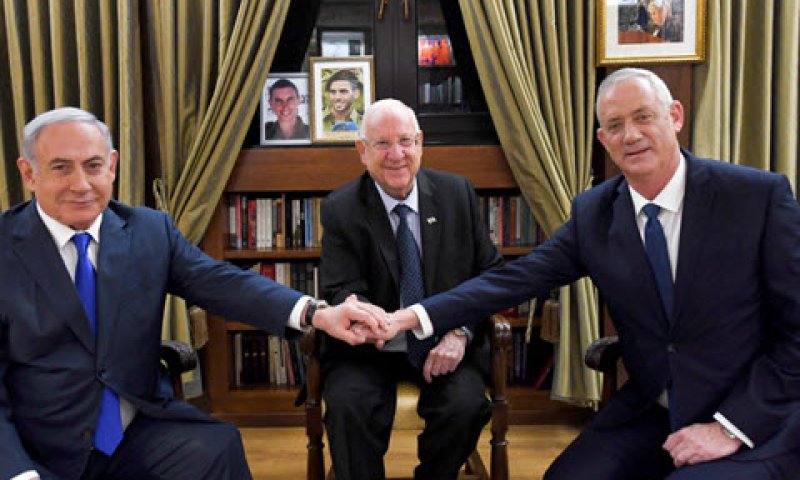 נתניהו וגנץ אצל הנשיא לפני כחודש [צילום: חיים צח/לע"מ]