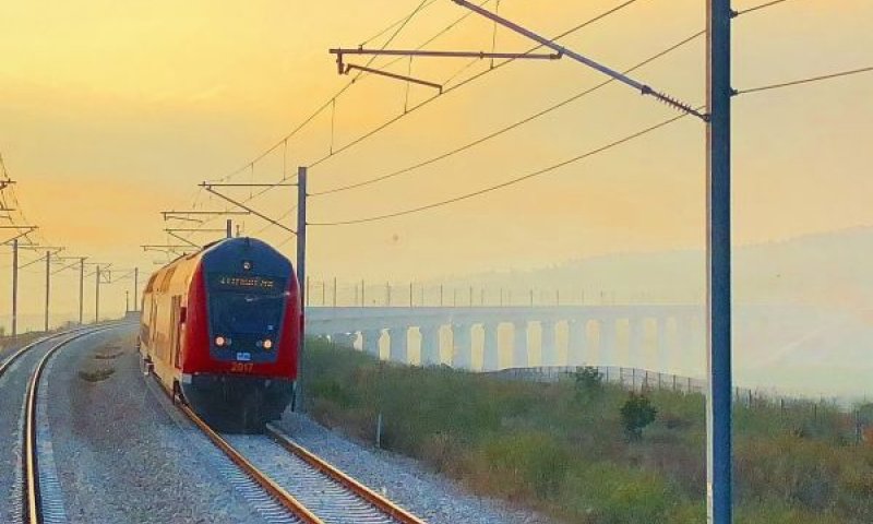 הרכבת החשמלית מגיעה לנגב המערבי [צילום: רכבת ישראל]