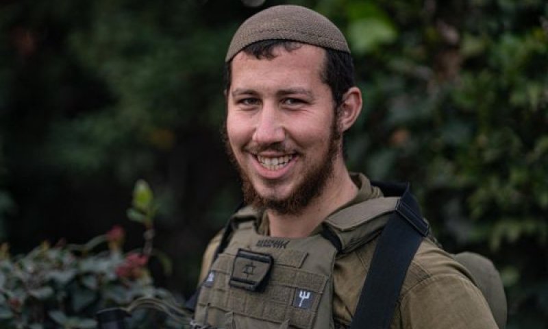 סמל משה יצחק הכהן כץ (22). נפל מירי רקטי של חיזבאללה [צילום: דובר צה"ל]