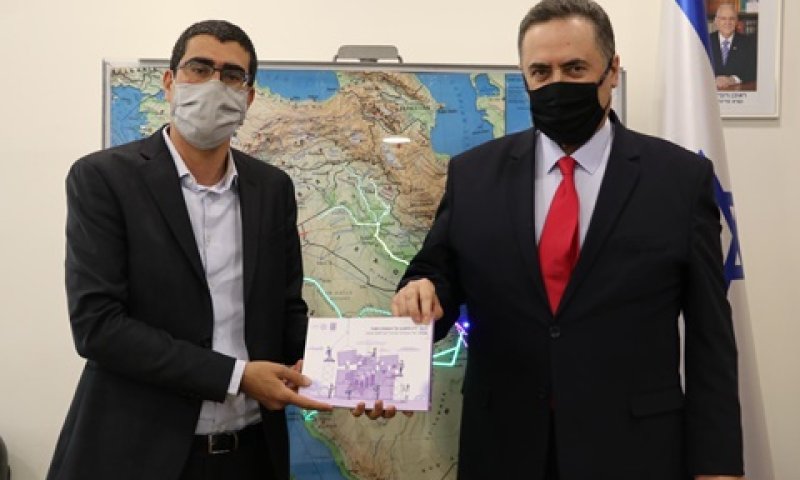 שר האוצר כ"ץ והממונה על השכר, קובי בר נתן [צילום: לשכת שר האוצר]