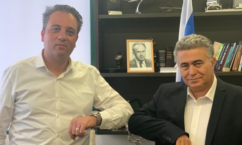 פרץ ועו"ד כהן [צילום: דוברות מפלגת העבודה]