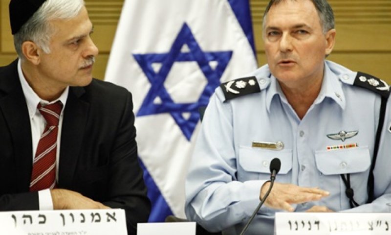 דנינו וח"כ כהן. להעביר את הנוהל [צילום: פלאש 90]